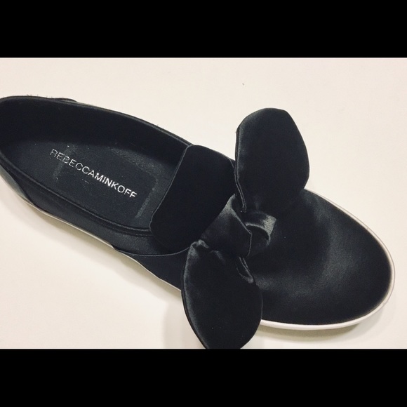 Rebecca Minkoff Stacey Bow Sneakers Black - Picture 7 of 8